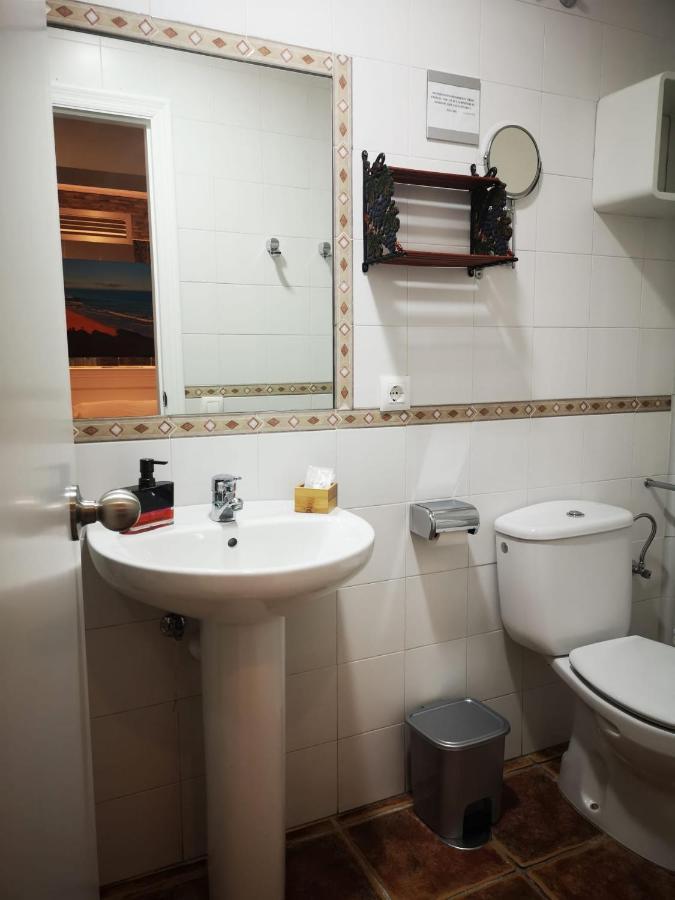 Hostal Costa De La Luz Коніль-де-ла-Фронтера Екстер'єр фото
